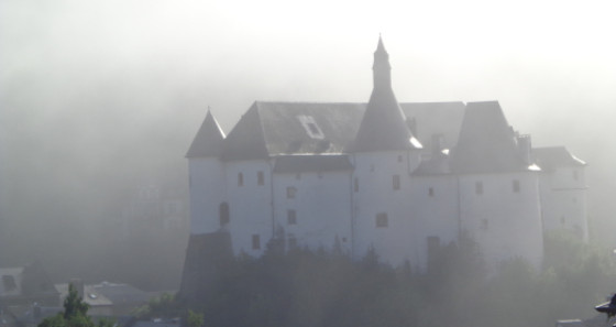 The castle of Clervaux houses an exhibition about the castles of Luxembourg, the museum of the Battle of the Bulge as well as the exhibition ‘The Family of Man’. (Copyright: Walter Bircher / ADAC / ET / LFT)