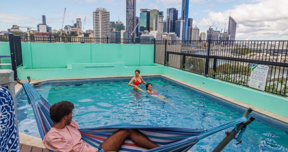 YHA Brisbane - Rooftop pool